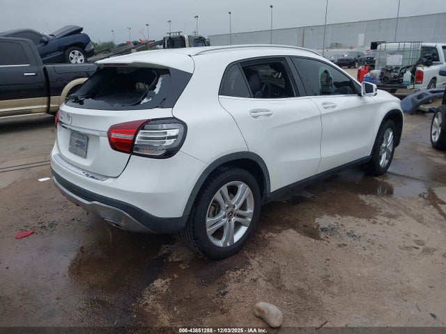 2020 MERCEDES-BENZ GLA 250 WDCTG4EBXLU027384 Photo 3