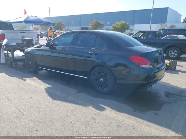 Mercedes-Benz C 300 2017 55SWF4JB4HU228255 Image 3