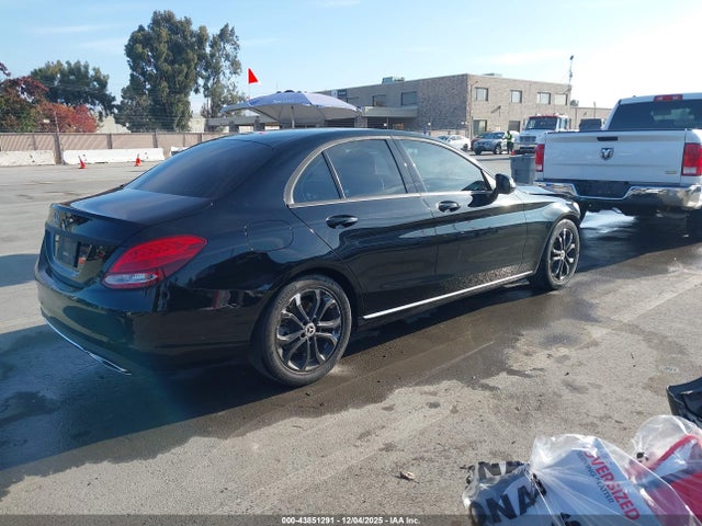 Mercedes-Benz C 300 2017 55SWF4JB4HU228255 Image 4