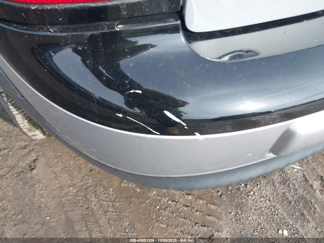 2009 MINI COOPER CLUBMAN WMWML33509TX50573 Photo 5