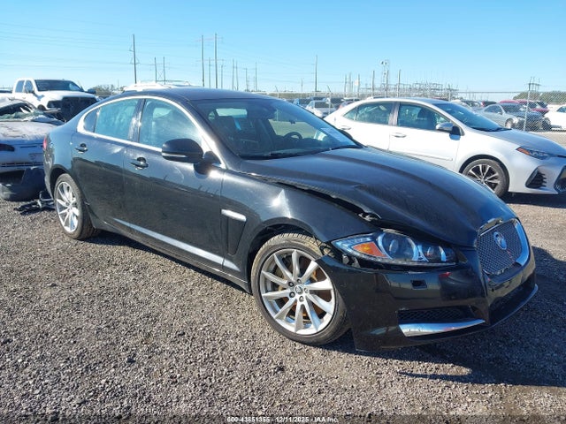 2013 JAGUAR XF SAJWA0ES2DPS63901