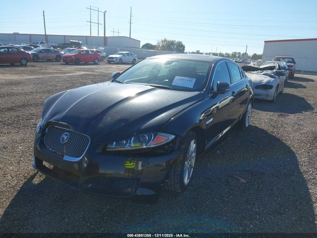 2013 JAGUAR XF SAJWA0ES2DPS63901 Photo 1