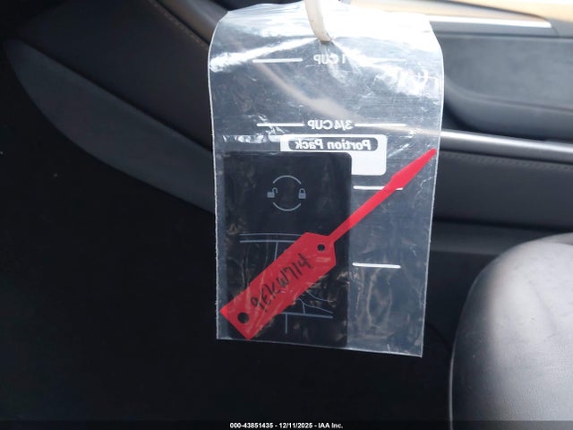 2023 TESLA MODEL Y 7SAYGDEE9PA028479 Photo 10