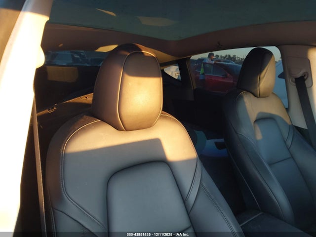 2023 TESLA MODEL Y 7SAYGDEE9PA028479 Photo 7
