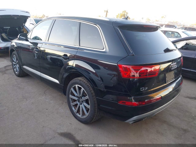 2019 AUDI Q7 WA1AHAF7XKD021497 Photo 2