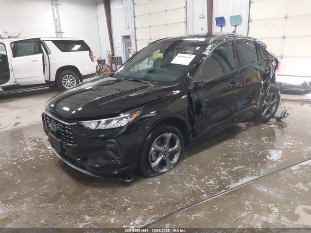 Ford Escape St-line 2023 1FMCU0MN8PUA91704 Image 2