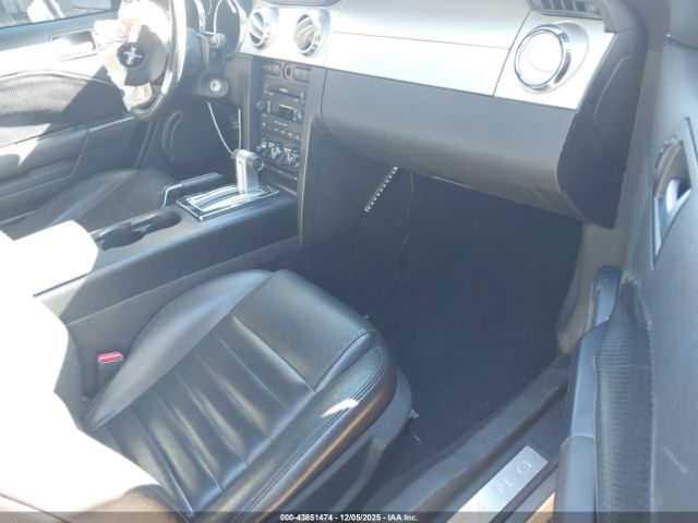 2005 FORD MUSTANG 1ZVHT82H655222190 Photo 4