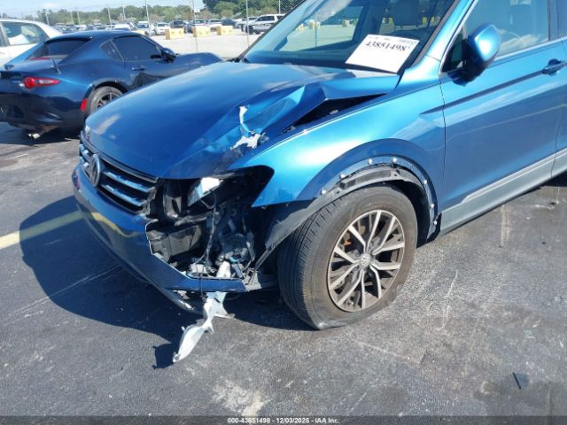 2018 VOLKSWAGEN TIGUAN 3VV3B7AX2JM209929 Photo 5