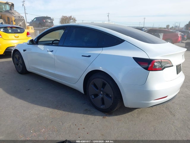 2023 TESLA MODEL 3 5YJ3E1EA8PF609418 Photo 2