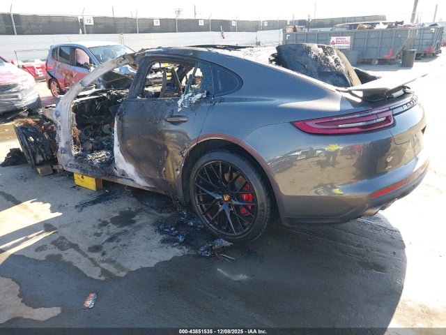 2018 PORSCHE PANAMERA WP0AB2A72JL133204 Photo 2