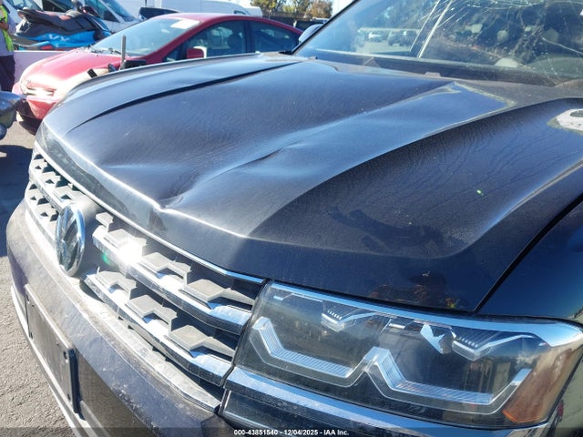 1V2CR2CA2JC572883 Volkswagen Atlas 3.6l V6 Se