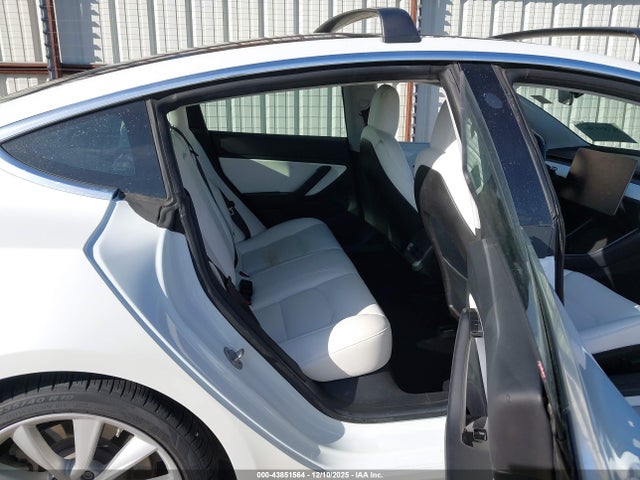 2018 TESLA MODEL 3 5YJ3E1EB6JF098159 Photo 7