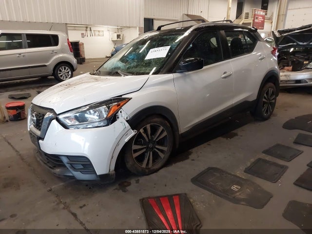 Nissan Kicks Sv Xtronic Cvt 2020 3N1CP5CV8LL544348 Image 2