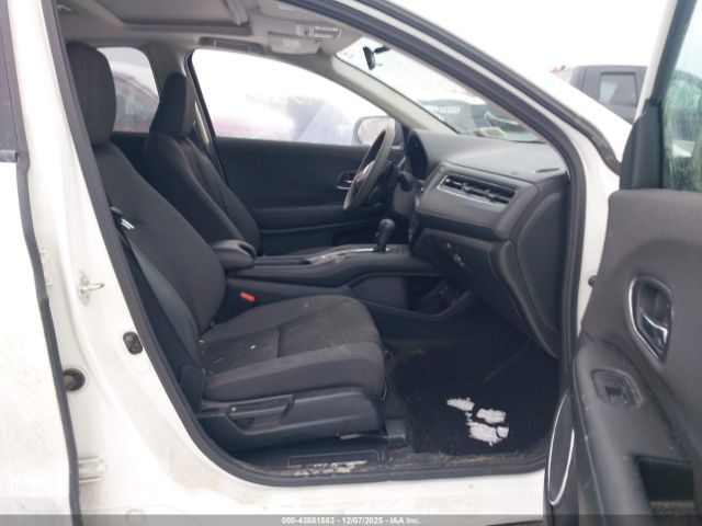 2022 HONDA HR-V 3CZRU6H53NM747055 Photo 4