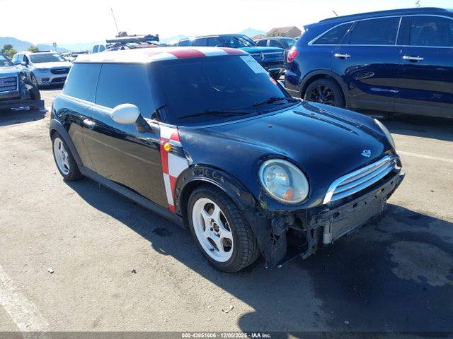 2009 MINI COOPER WMWMF33569TW78883