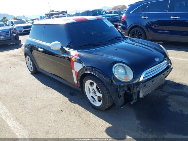 2009 MINI COOPER WMWMF33569TW78883 Photo 5
