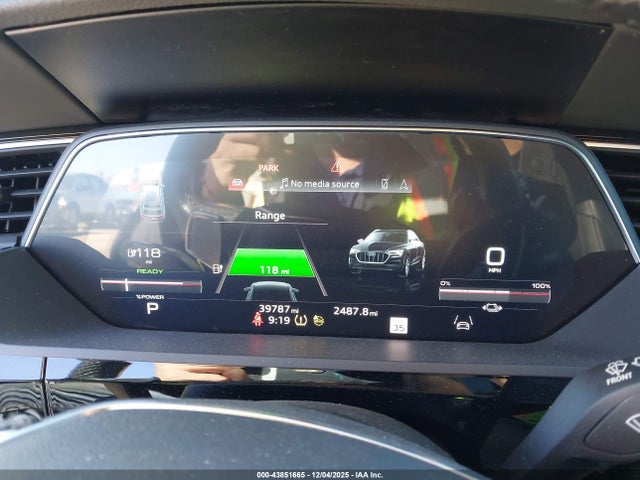 2023 AUDI E-TRON S SPORTBACK WA13CBGE3PB006904 Photo 6