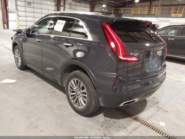 2024 CADILLAC XT4 1GYFZCR42RF190119 Photo 2