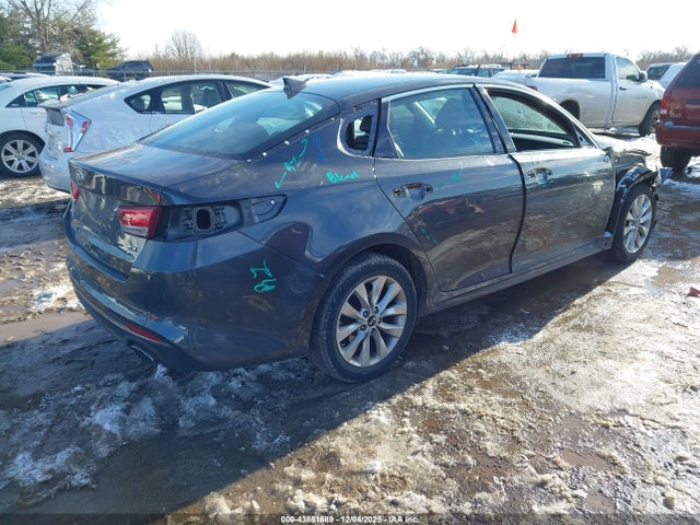 43851689 :رقم المزاد ، 5XXGU4L33HG151652 vin ، 2017 Kia Optima Ex مزاد بيع