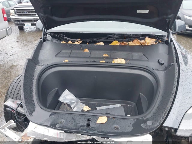 2023 TESLA MODEL Y 7SAYGDEE8PF966945 Photo 9