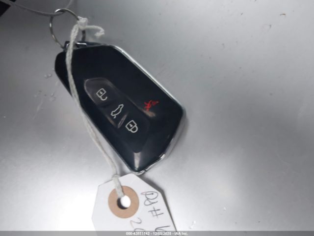 2023 VOLKSWAGEN ID.4 1V2WNPE83PC035545 Photo 10