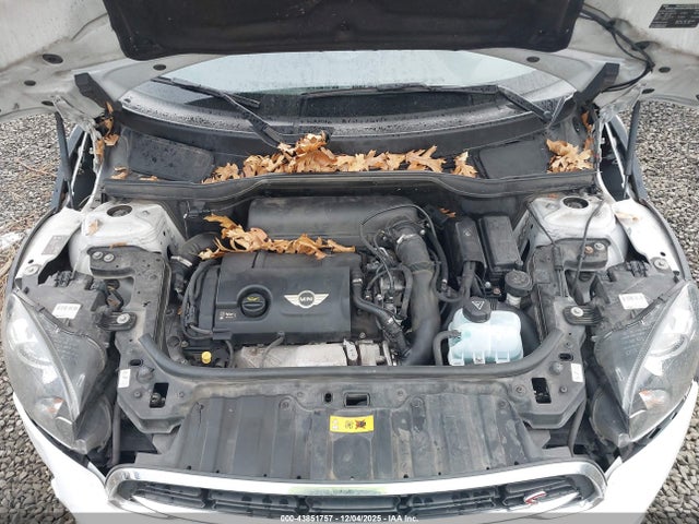 2016 MINI COUNTRYMAN WMWZC5C53GWU02523 Photo 9