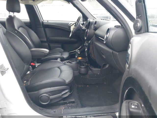 2016 MINI COUNTRYMAN WMWZC5C53GWU02523 Photo 4