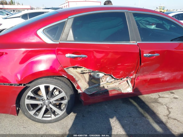 Продажа на аукционе авто 2017 Nissan Altima 2.5 Sr, vin: 1N4AL3AP0HC298025, номер лота: 43851758