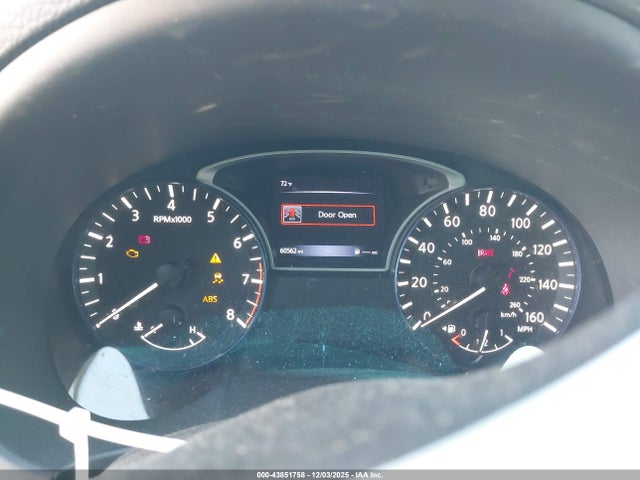 Продажа на аукционе авто 2017 Nissan Altima 2.5 Sr, vin: 1N4AL3AP0HC298025, номер лота: 43851758