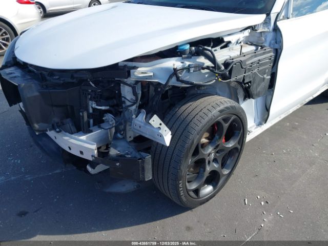 2022 ALFA ROMEO STELVIO ZASPAKBN5N7D45546 Photo 5