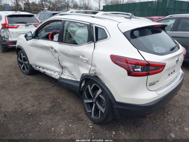 2022 NISSAN ROGUE SPORT JN1BJ1CW5NW485528 Photo 2