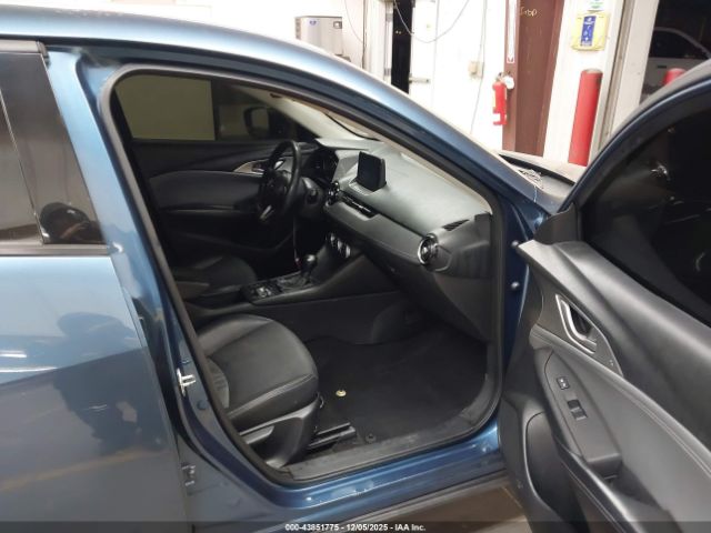 2019 MAZDA CX-3 JM1DKDC76K0408467 Photo 4