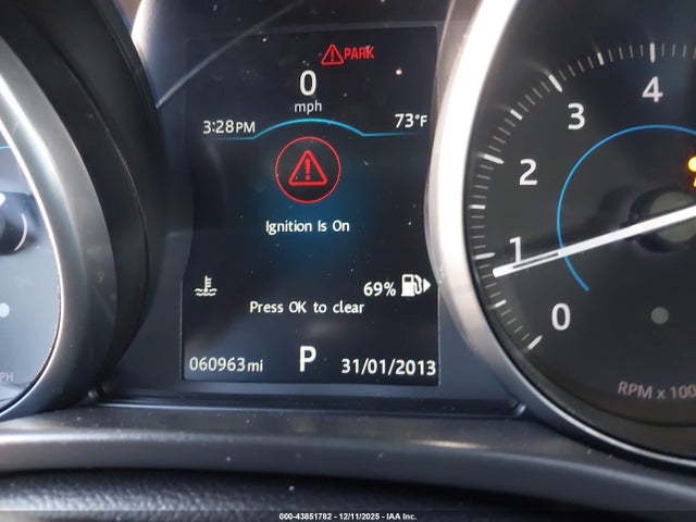 2017 JAGUAR XE SAJAD4BG5HA973831 Photo 6