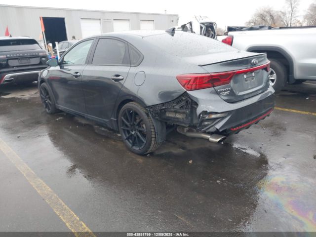 2021 KIA FORTE 3KPF44AC0ME396636 Photo 2