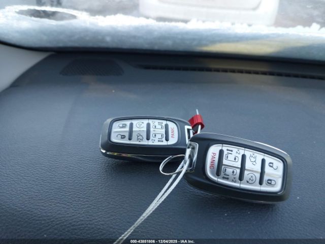 2023 CHRYSLER PACIFICA 2C4RC3BG2PR548883 Photo 10