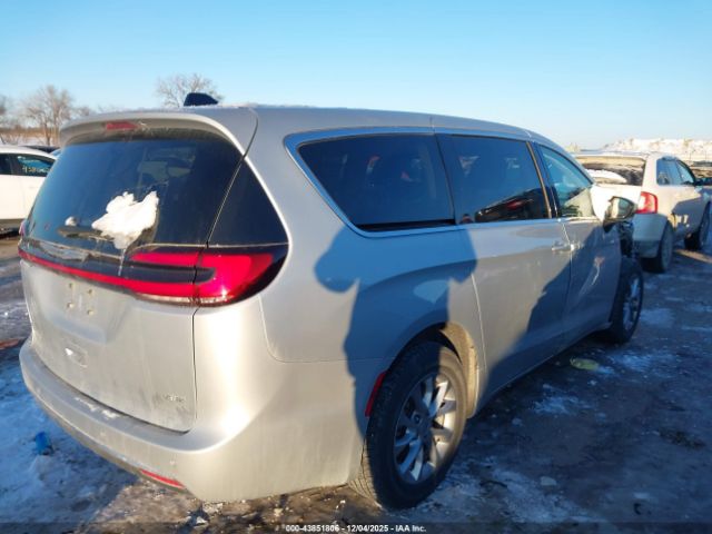 2023 CHRYSLER PACIFICA 2C4RC3BG2PR548883 Photo 3