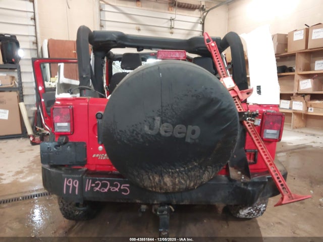 1C4AJWAG1EL162144 Jeep Wrangler Sport