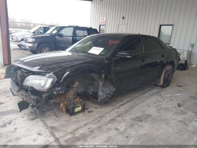 43851881 :رقم المزاد ، 2C3CCABG5MH601169 vin ، 2021 Chrysler 300 مزاد بيع