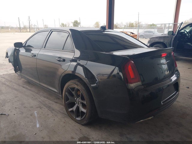 43851881 :رقم المزاد ، 2C3CCABG5MH601169 vin ، 2021 Chrysler 300 مزاد بيع