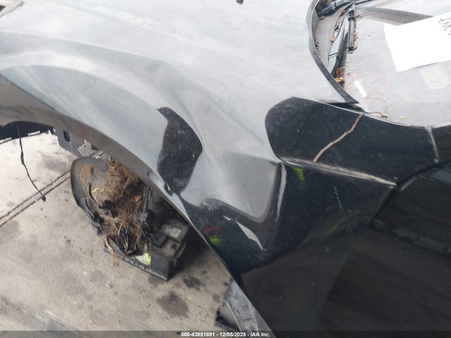 43851881 :رقم المزاد ، 2C3CCABG5MH601169 vin ، 2021 Chrysler 300 مزاد بيع