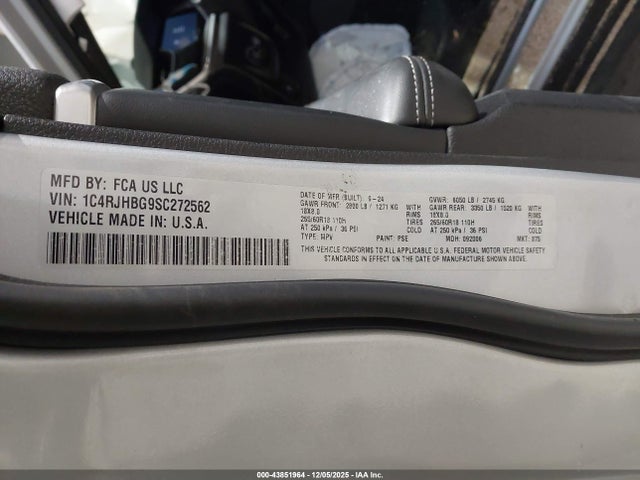 1C4RJHBG9SC272562 Jeep Grand Cherokee Limited 4x4