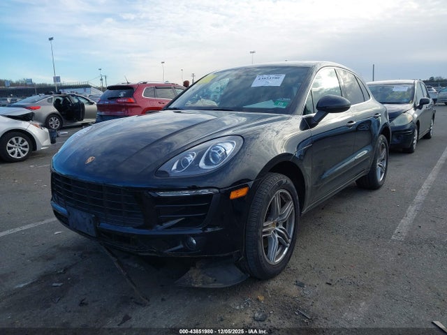 2018 PORSCHE MACAN WP1AB2A59JLB32225 Photo 1