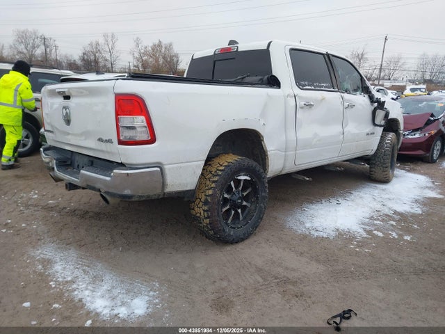 2020 Ram 1500 Big Horn  4x4 5'7 Box მანქანა იყიდება აუქციონზე, vin: 1C6SRFFT2LN166554, აუქციონის ნომერი: 43851984