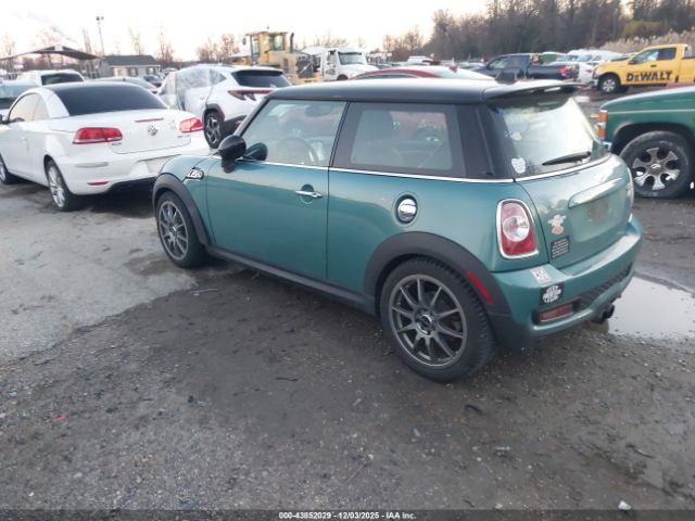 2012 MINI COOPER S WMWSV3C5XCT385392 Photo 2