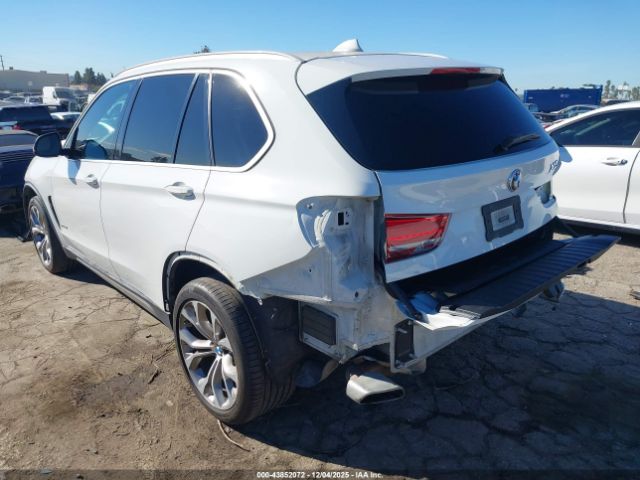 2018 BMW X5 5UXKR0C54J0Y03660 Photo 2