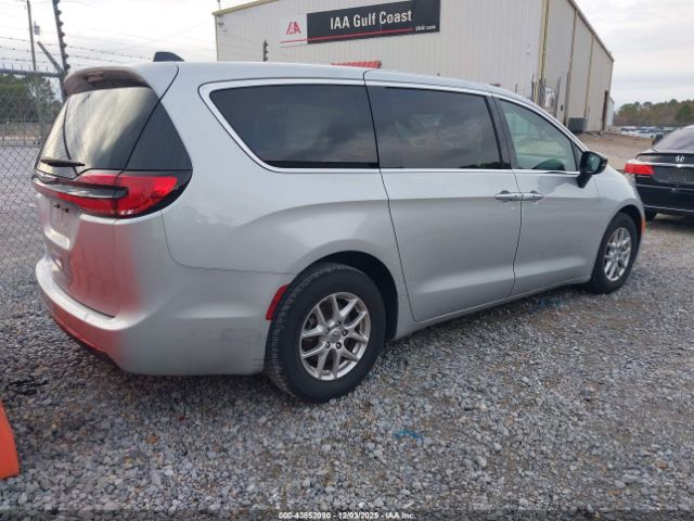 2024 CHRYSLER PACIFICA 2C4RC1BG2RR146367 Photo 3