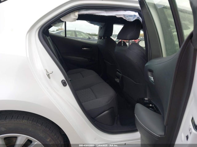 JTND4MBE2S3238449 Toyota COROLLA SE