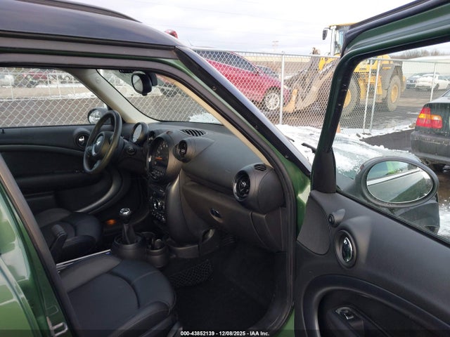 2015 MINI COUNTRYMAN WMWZC3C50FWP52677 Photo 4