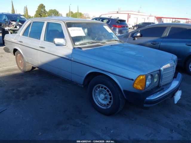 1983 MERCEDES-BENZ 300 WDBAB33A0DB022707