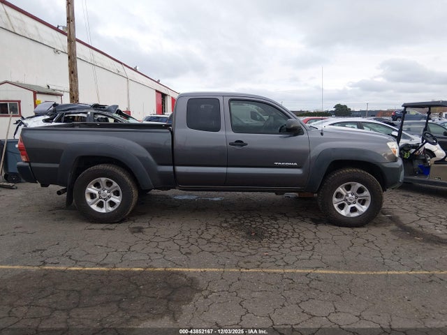 Toyota Tacoma 2015 5TFUX4EN7FX030945 Image 13